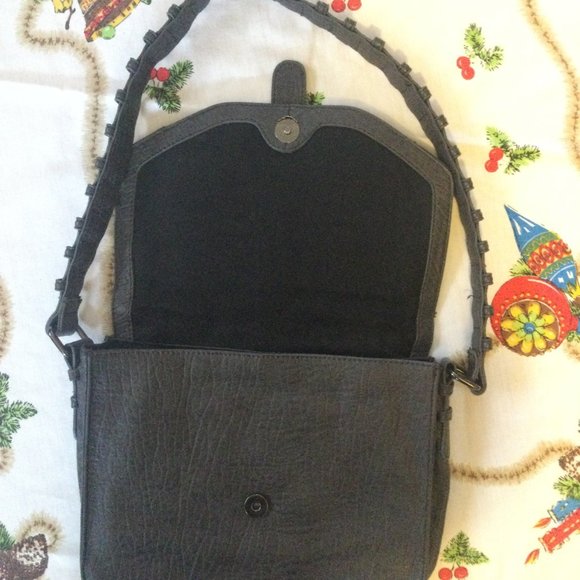 BCBG women's handbag purse almost new - Picture 2 of 4